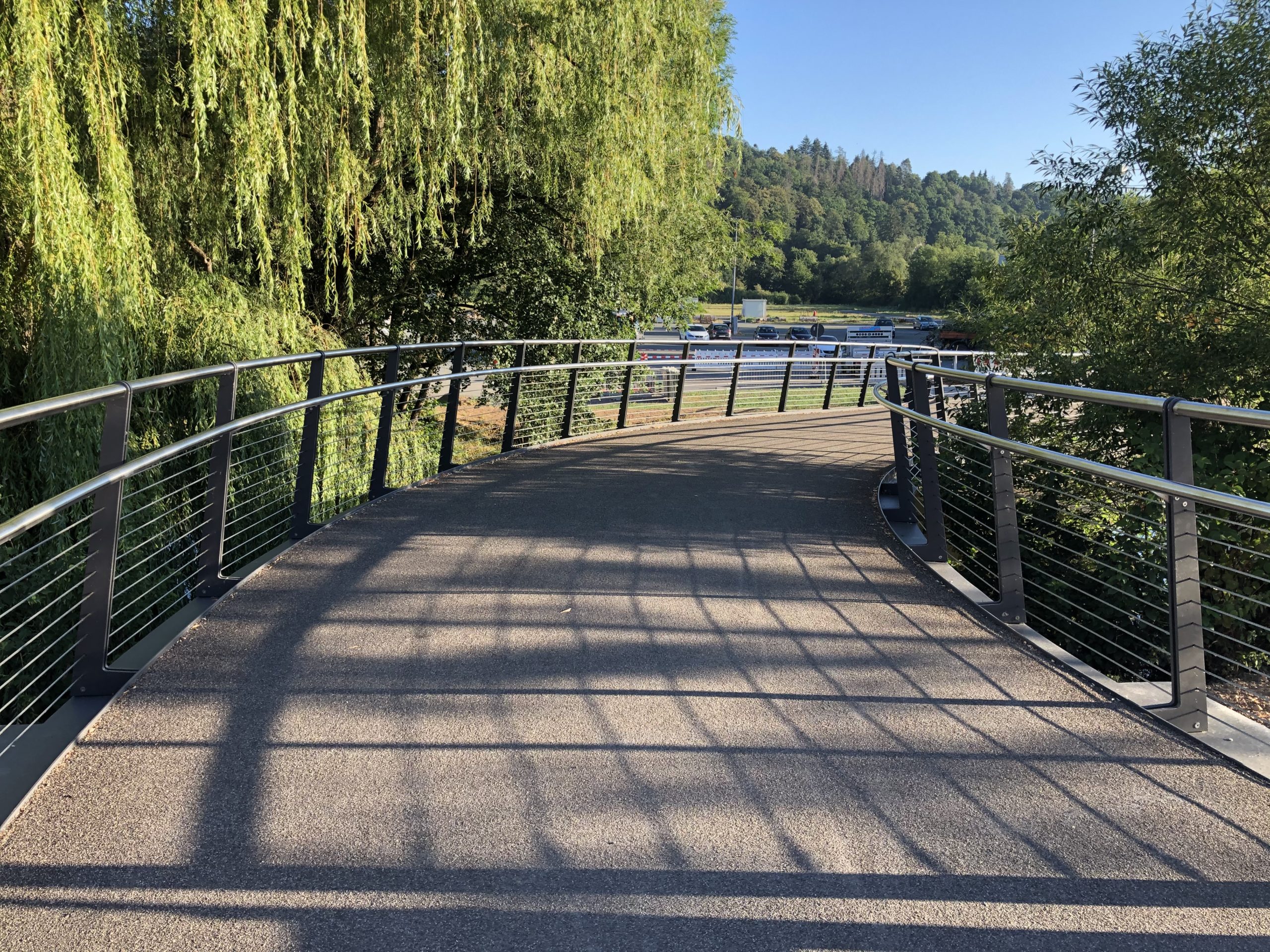 Brücke über den Walkegraben auf dem Weg